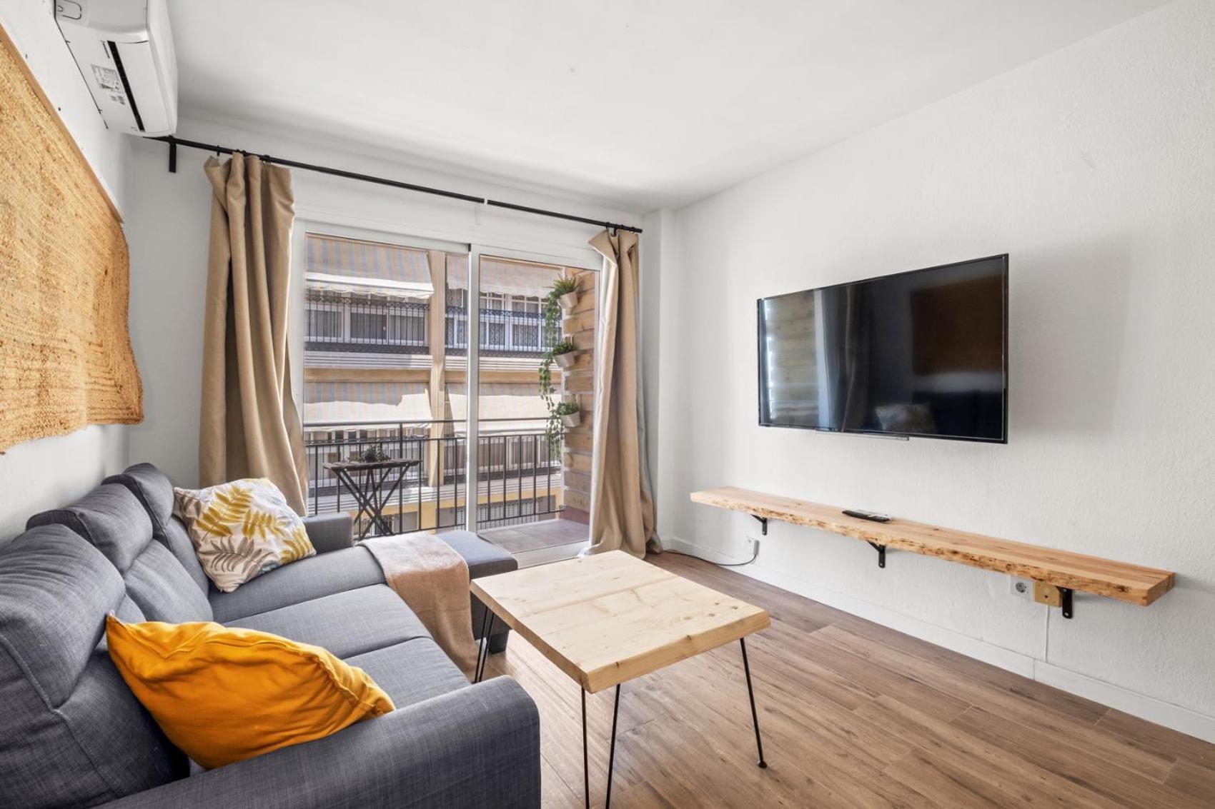 3 Dormitorios, 2 Banos Y Balcon Málaga
